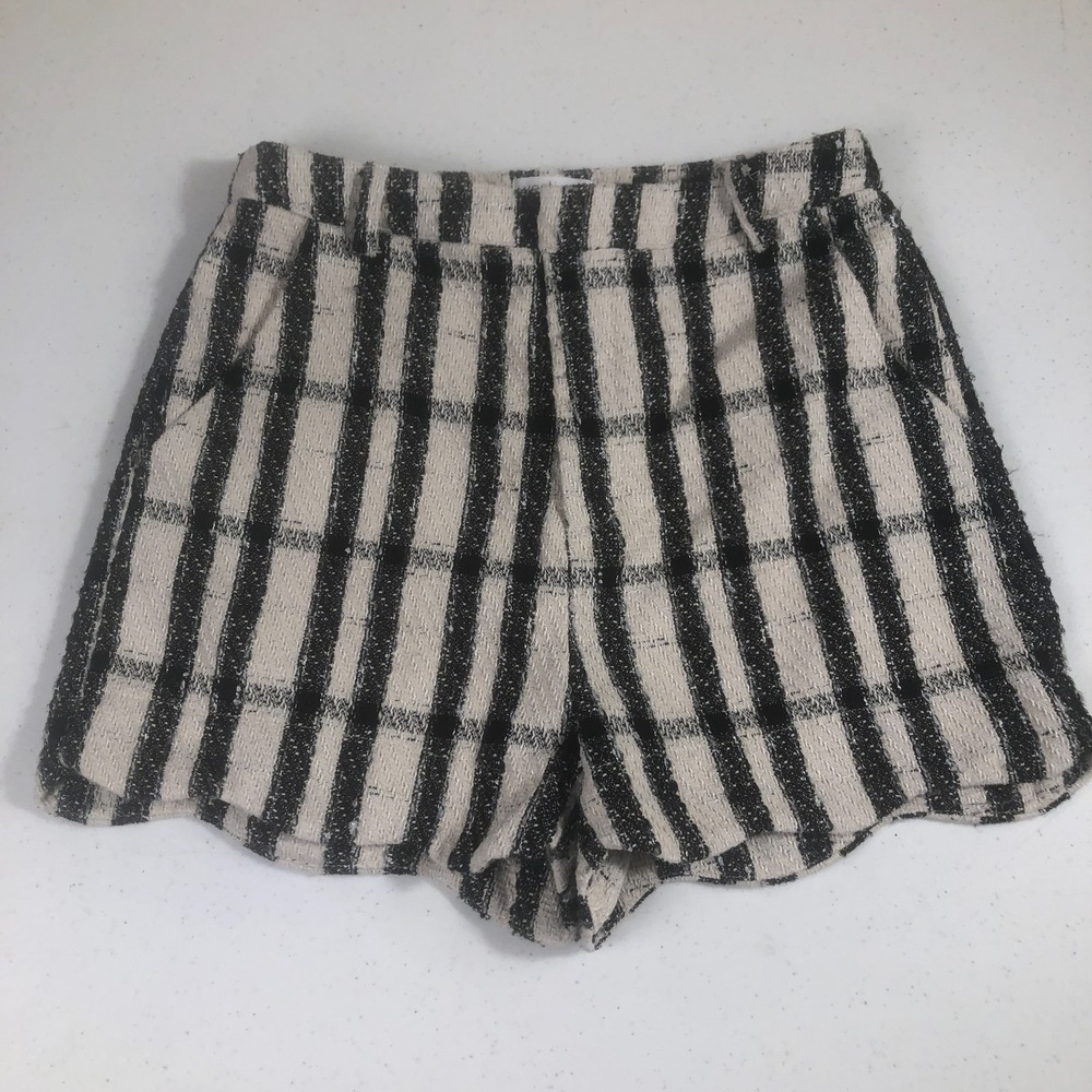 Vestique Shorts Womens‎ Plaid Size Medium Tweed Preppy Dark Academia Cottagecore